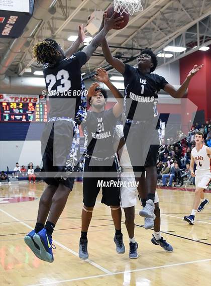Thumbnail 2 in Lee vs. Blackman photogallery.