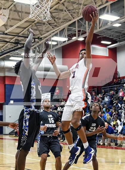 Thumbnail 1 in Lee vs. Blackman photogallery.