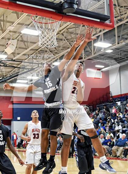 Thumbnail 1 in Lee vs. Blackman photogallery.