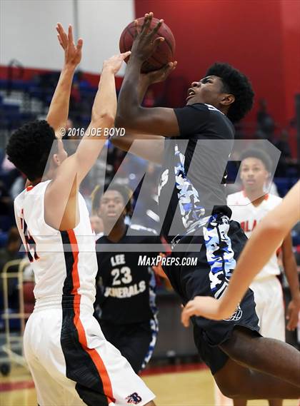 Thumbnail 3 in Lee vs. Blackman photogallery.