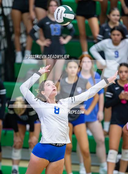 Thumbnail 1 in Agoura @ Thousand Oaks photogallery.