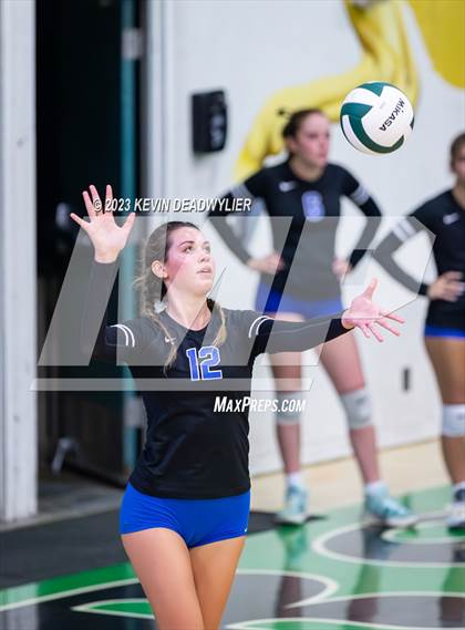 Thumbnail 3 in Agoura @ Thousand Oaks photogallery.