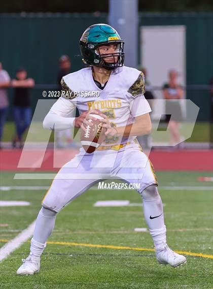 Thumbnail 1 in Ward Melville vs William Floyd photogallery.
