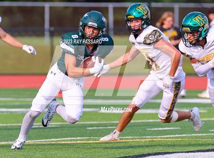 Thumbnail 3 in Ward Melville vs William Floyd photogallery.