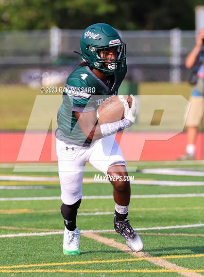 Thumbnail 2 in Ward Melville vs William Floyd photogallery.