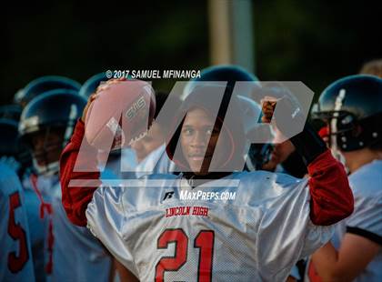 Thumbnail 2 in FR: Lincoln @ Lincoln Northeast photogallery.