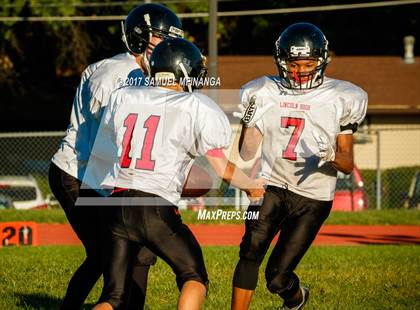 Thumbnail 1 in FR: Lincoln @ Lincoln Northeast photogallery.