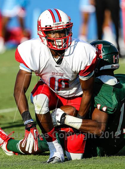 Thumbnail 1 in The Woodlands vs. Skyline (Dallas) photogallery.