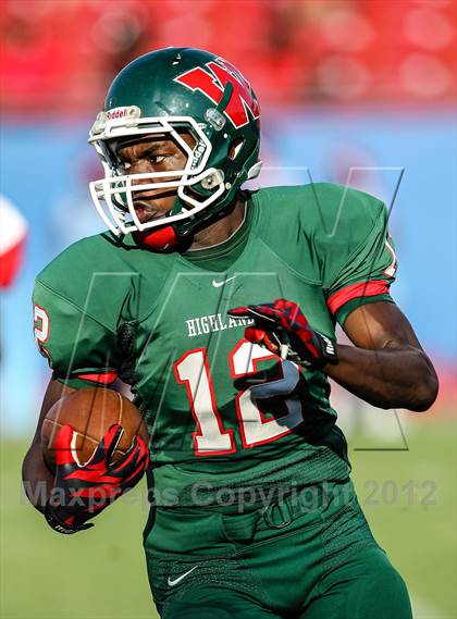 Thumbnail 1 in The Woodlands vs. Skyline (Dallas) photogallery.