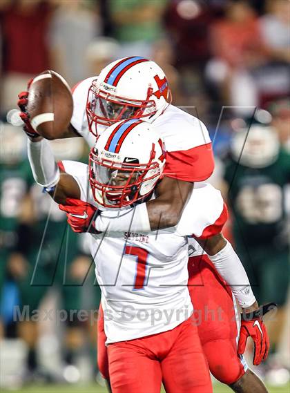 Thumbnail 3 in The Woodlands vs. Skyline (Dallas) photogallery.