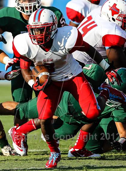 Thumbnail 2 in The Woodlands vs. Skyline (Dallas) photogallery.