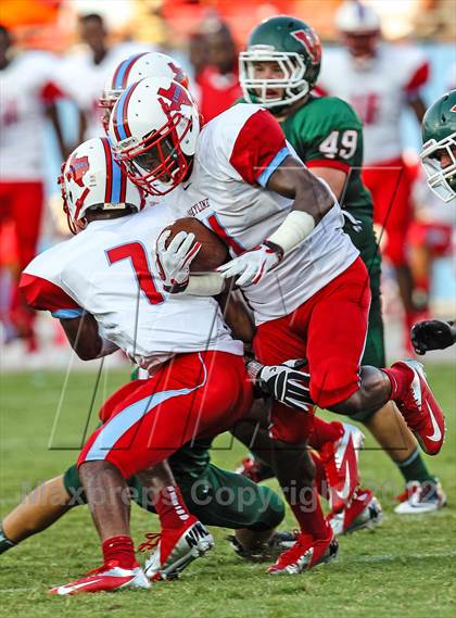 Thumbnail 3 in The Woodlands vs. Skyline (Dallas) photogallery.
