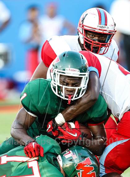 Thumbnail 1 in The Woodlands vs. Skyline (Dallas) photogallery.