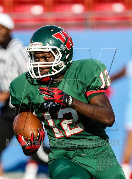 Thumbnail 3 in The Woodlands vs. Skyline (Dallas) photogallery.