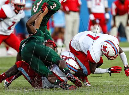Thumbnail 1 in The Woodlands vs. Skyline (Dallas) photogallery.