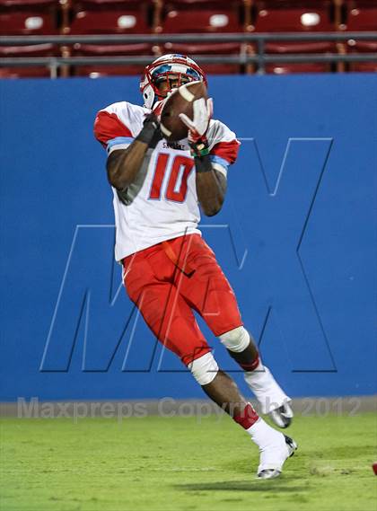 Thumbnail 3 in The Woodlands vs. Skyline (Dallas) photogallery.