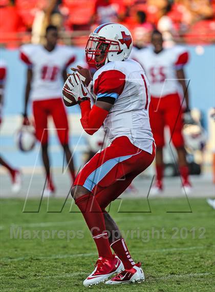 Thumbnail 3 in The Woodlands vs. Skyline (Dallas) photogallery.