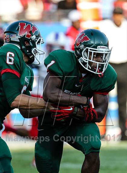 Thumbnail 1 in The Woodlands vs. Skyline (Dallas) photogallery.