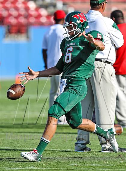 Thumbnail 1 in The Woodlands vs. Skyline (Dallas) photogallery.