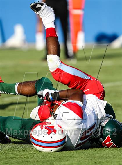Thumbnail 3 in The Woodlands vs. Skyline (Dallas) photogallery.