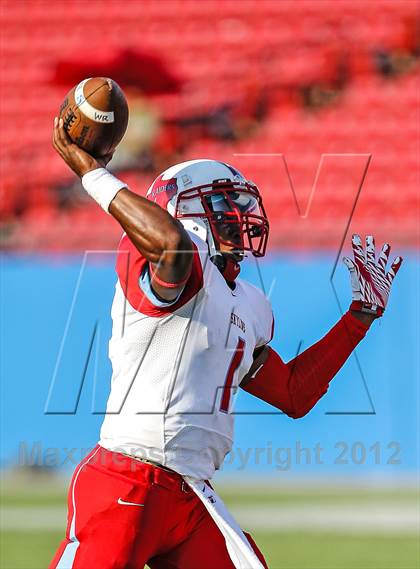 Thumbnail 1 in The Woodlands vs. Skyline (Dallas) photogallery.