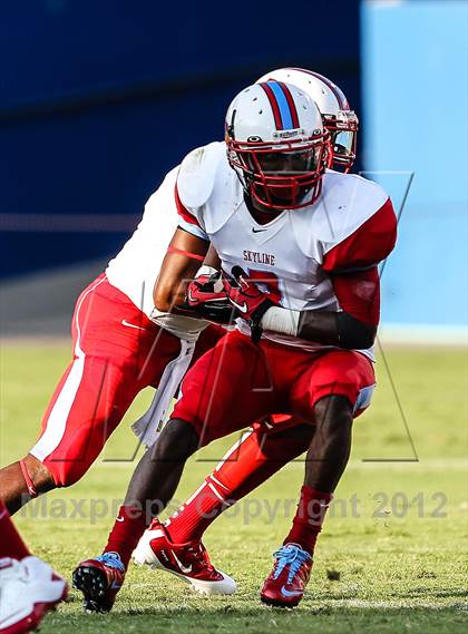 Thumbnail 3 in The Woodlands vs. Skyline (Dallas) photogallery.