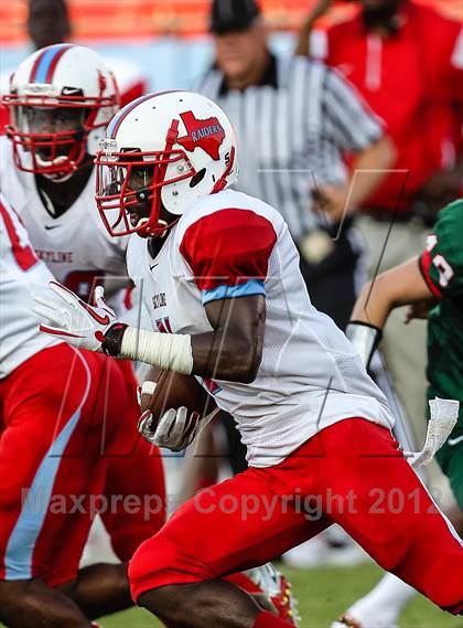 Thumbnail 3 in The Woodlands vs. Skyline (Dallas) photogallery.