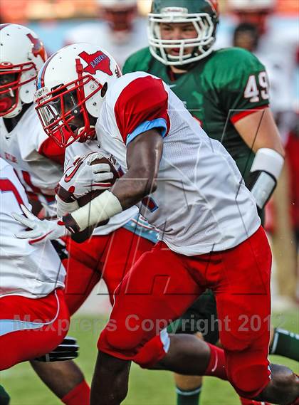 Thumbnail 1 in The Woodlands vs. Skyline (Dallas) photogallery.