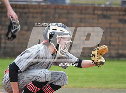 Thumbnail 2 in Liberty-Eylau @ Lovejoy photogallery.