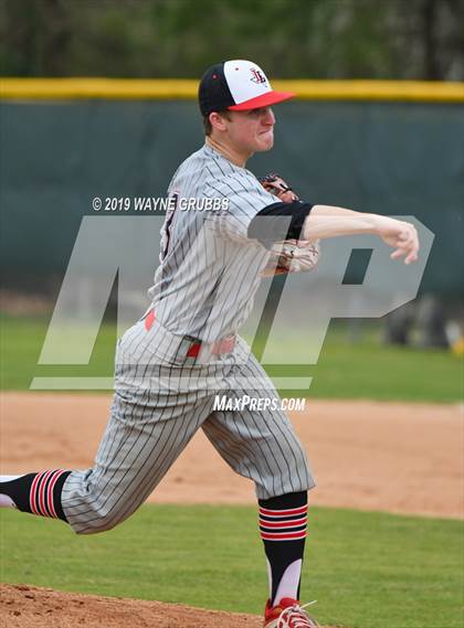 Thumbnail 3 in Liberty-Eylau @ Lovejoy photogallery.