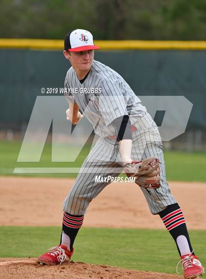 Thumbnail 3 in Liberty-Eylau @ Lovejoy photogallery.