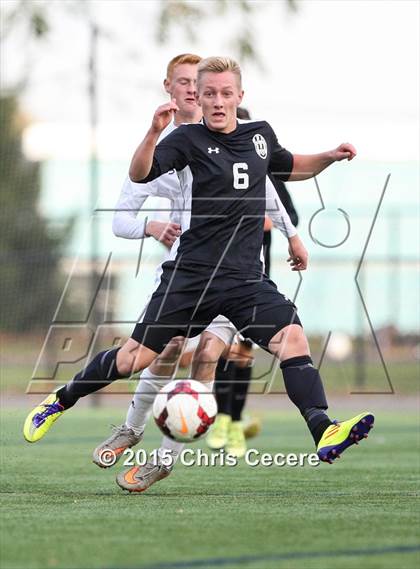 Thumbnail 1 in Honeoye Falls-Lima vs. Greece Olympia (Section 5 Class A2 Semifinal) photogallery.