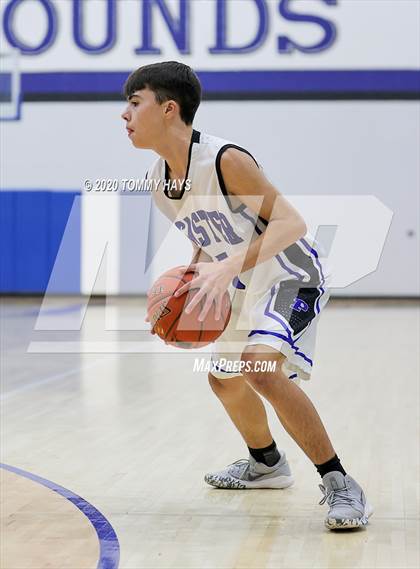 Thumbnail 1 in Hirschi @ Peaster photogallery.