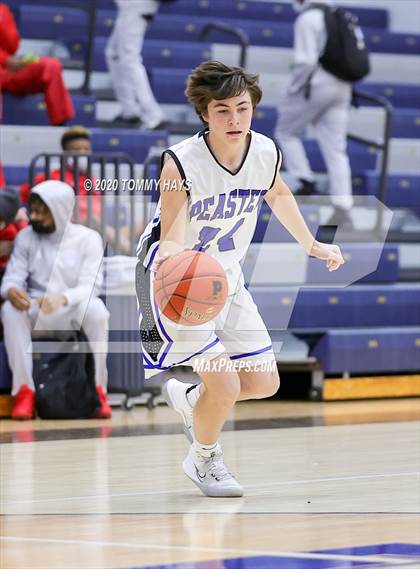 Thumbnail 1 in Hirschi @ Peaster photogallery.