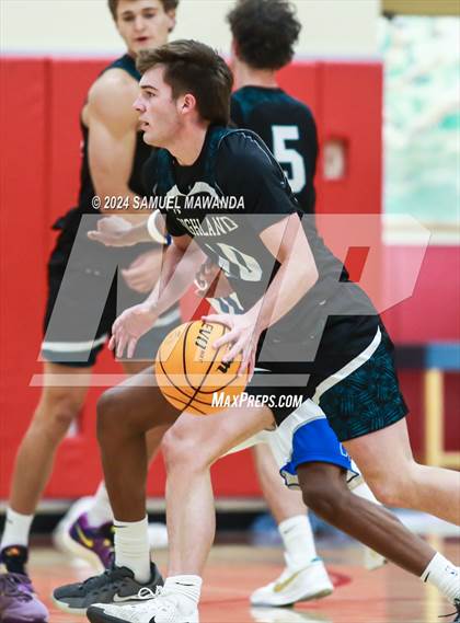 Thumbnail 1 in Highland vs Windward (Take Flight Challenge) photogallery.
