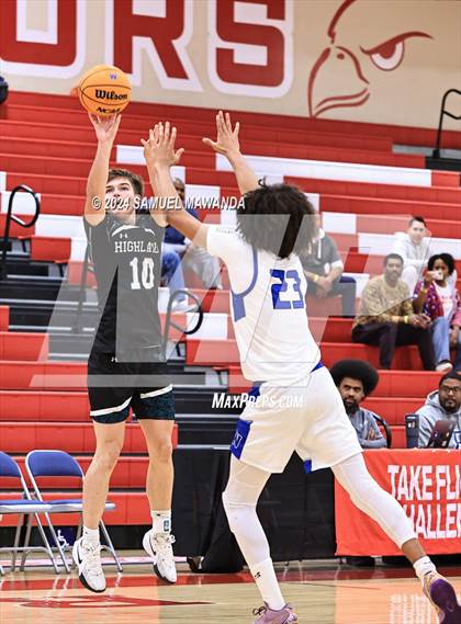 Thumbnail 3 in Highland vs Windward (Take Flight Challenge) photogallery.