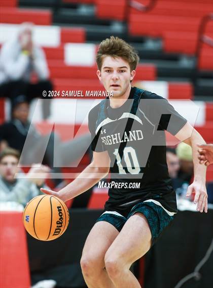 Thumbnail 3 in Highland vs Windward (Take Flight Challenge) photogallery.