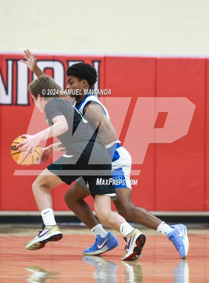Thumbnail 1 in Highland vs Windward (Take Flight Challenge) photogallery.