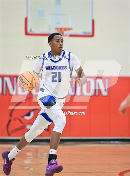Thumbnail 1 in Highland vs Windward (Take Flight Challenge) photogallery.