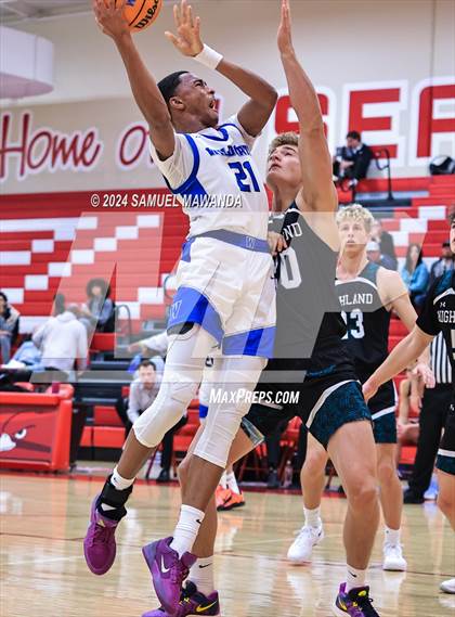 Thumbnail 2 in Highland vs Windward (Take Flight Challenge) photogallery.
