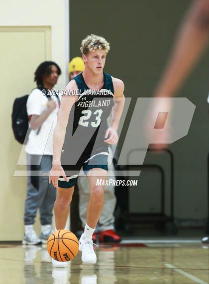 Thumbnail 1 in Highland vs Windward (Take Flight Challenge) photogallery.