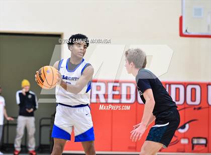 Thumbnail 1 in Highland vs Windward (Take Flight Challenge) photogallery.