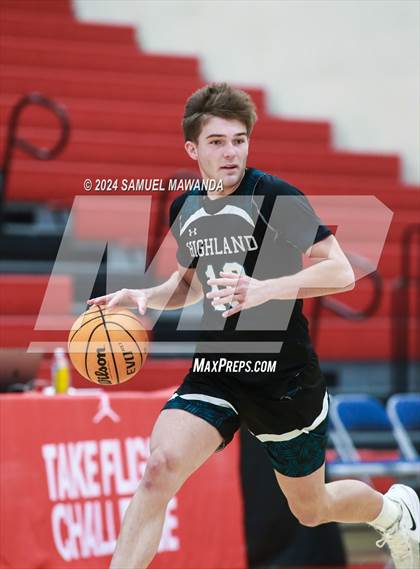 Thumbnail 2 in Highland vs Windward (Take Flight Challenge) photogallery.