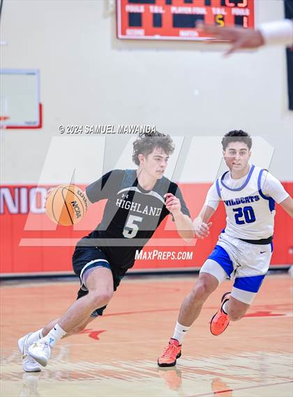 Thumbnail 2 in Highland vs Windward (Take Flight Challenge) photogallery.
