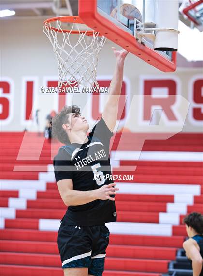 Thumbnail 3 in Highland vs Windward (Take Flight Challenge) photogallery.