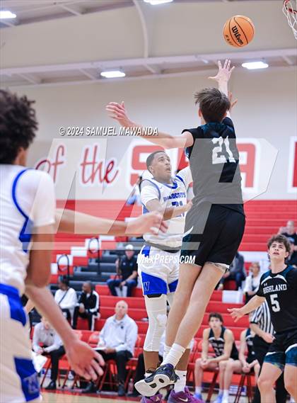 Thumbnail 2 in Highland vs Windward (Take Flight Challenge) photogallery.