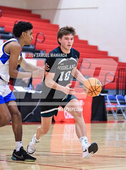 Thumbnail 3 in Highland vs Windward (Take Flight Challenge) photogallery.
