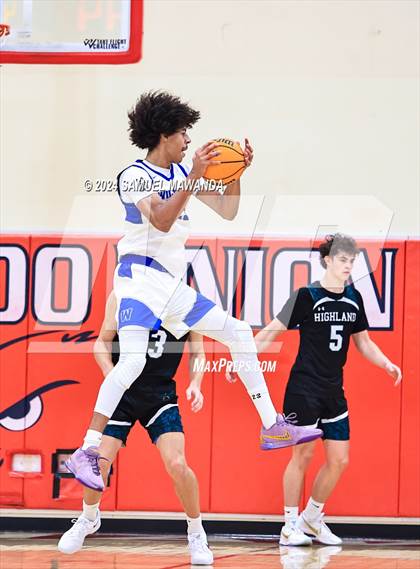 Thumbnail 1 in Highland vs Windward (Take Flight Challenge) photogallery.