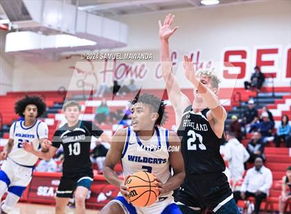 Thumbnail 1 in Highland vs Windward (Take Flight Challenge) photogallery.