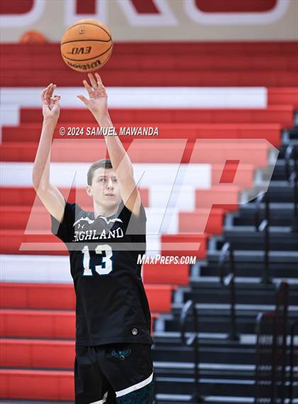 Thumbnail 3 in Highland vs Windward (Take Flight Challenge) photogallery.